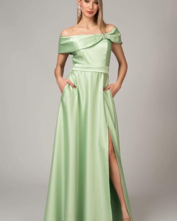 Maxi φόρεμα με ανοιχτούς ώμους