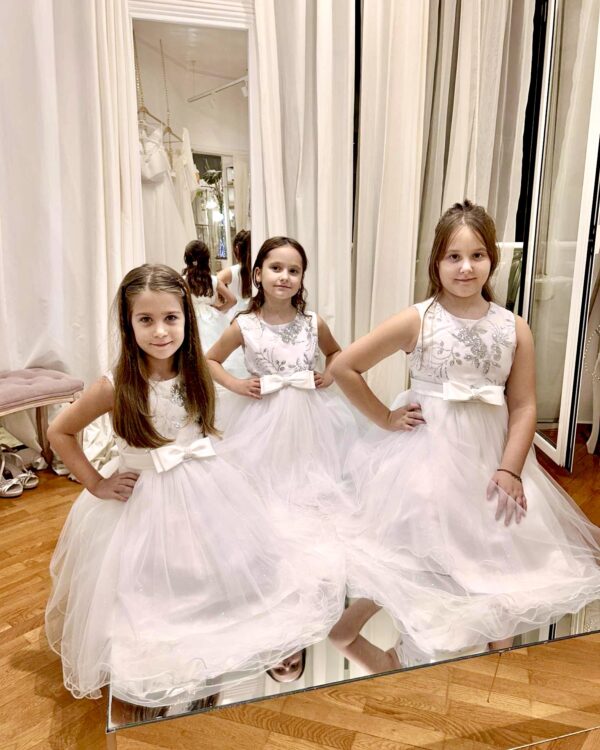 Κομψό φόρεμα για Παρανυφάκια