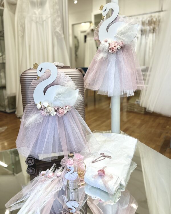 vaptisi-koritsiou-paketo-vaptisis-me-thema-kyknos