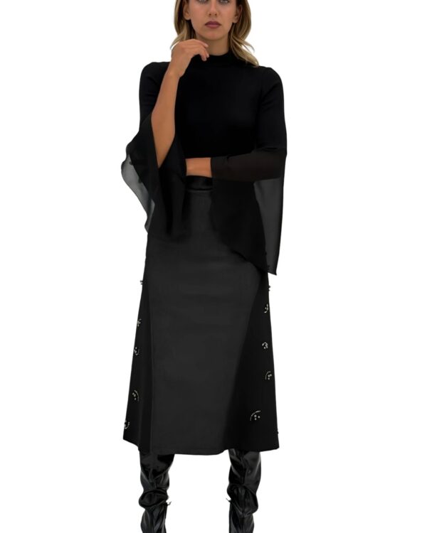 Μαύρη μακριά τζιν φούστα με κεντήματα