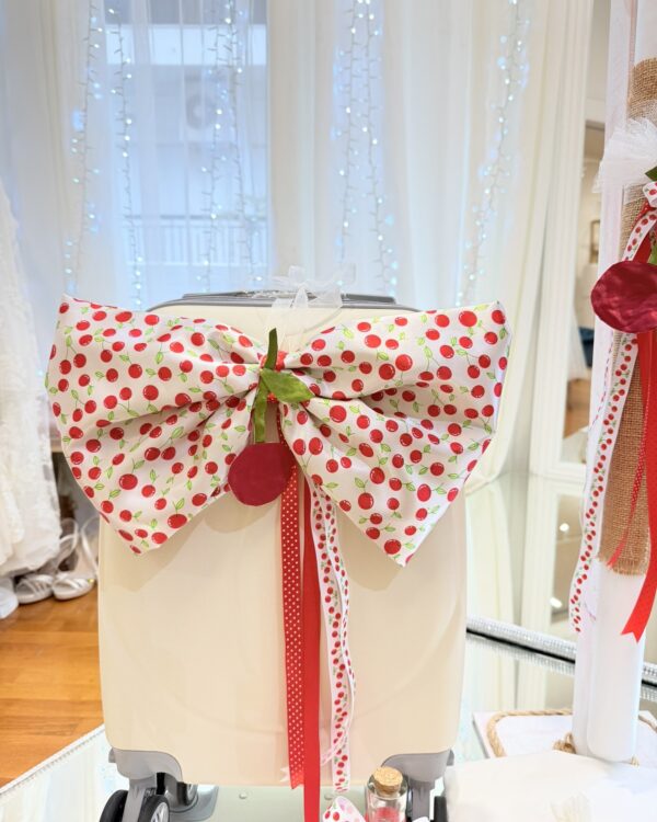 vaptisi-koritsiou-olokliromeno-paketo-vaptisis-me-thema-chryso-stefani-me-monogramma