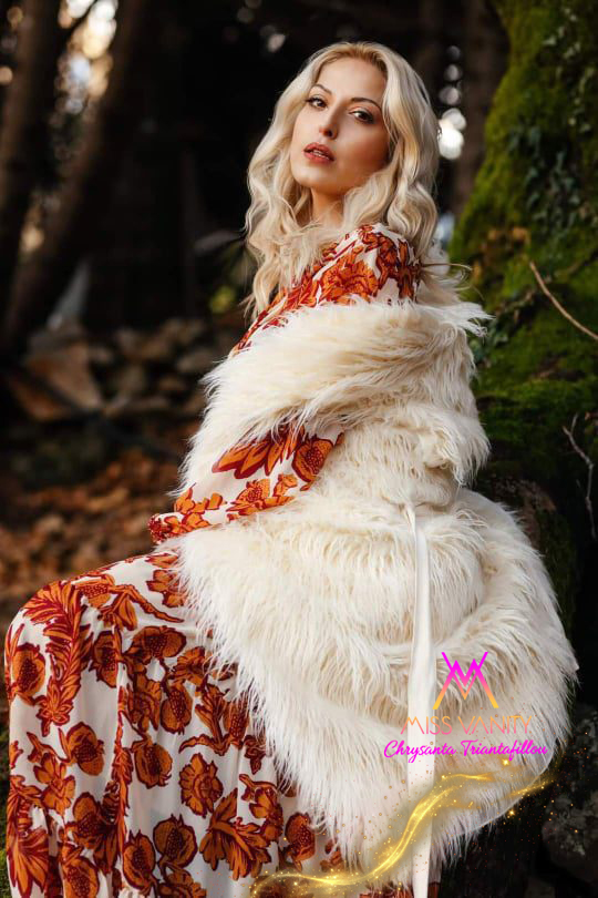 gynaikeia-roucha-o-apolytos-odigos-styl-capsule-wardrobe-mystikoi-syndyasmoi-qa