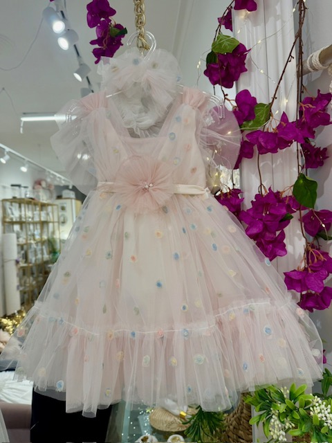 Ονειρεμένο φόρεμα με τούλι & floral κεντημένα 3D λουλούδια